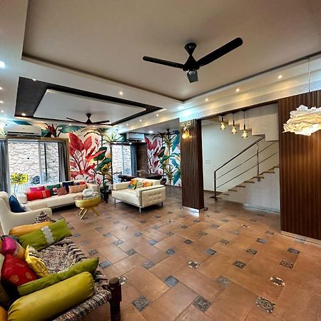Tropical Villa II 4 Bhk II Lonavala II 1 Mountain View II 2 Private Pool II 3 Big Terrace Εξωτερικό φωτογραφία